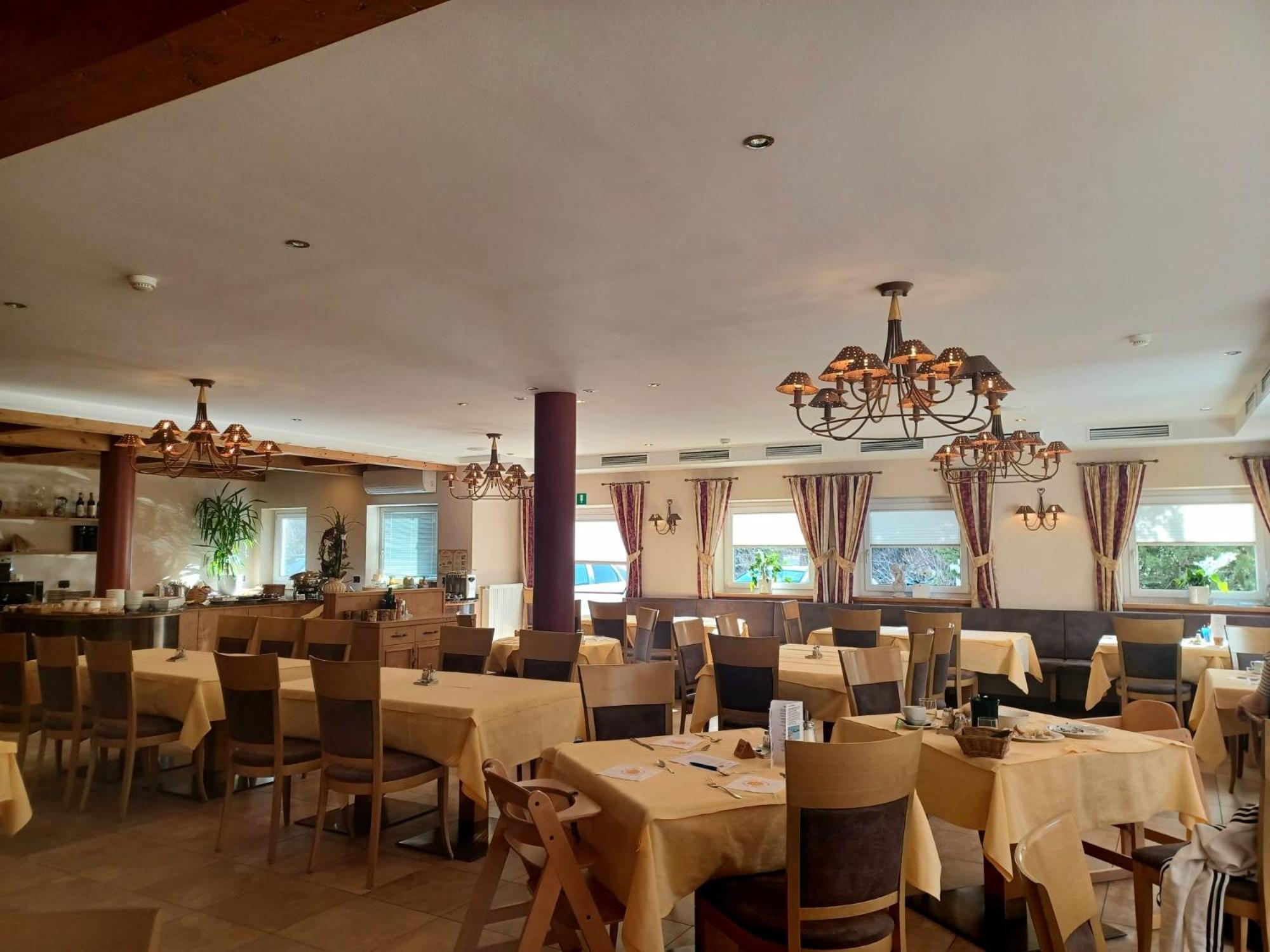 Hotel Alpin كولّي إيساركو المظهر الخارجي الصورة