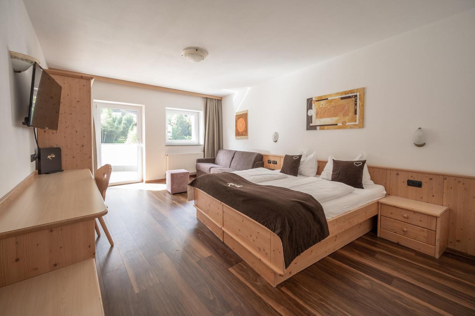 Hotel Alpin كولّي إيساركو المظهر الخارجي الصورة