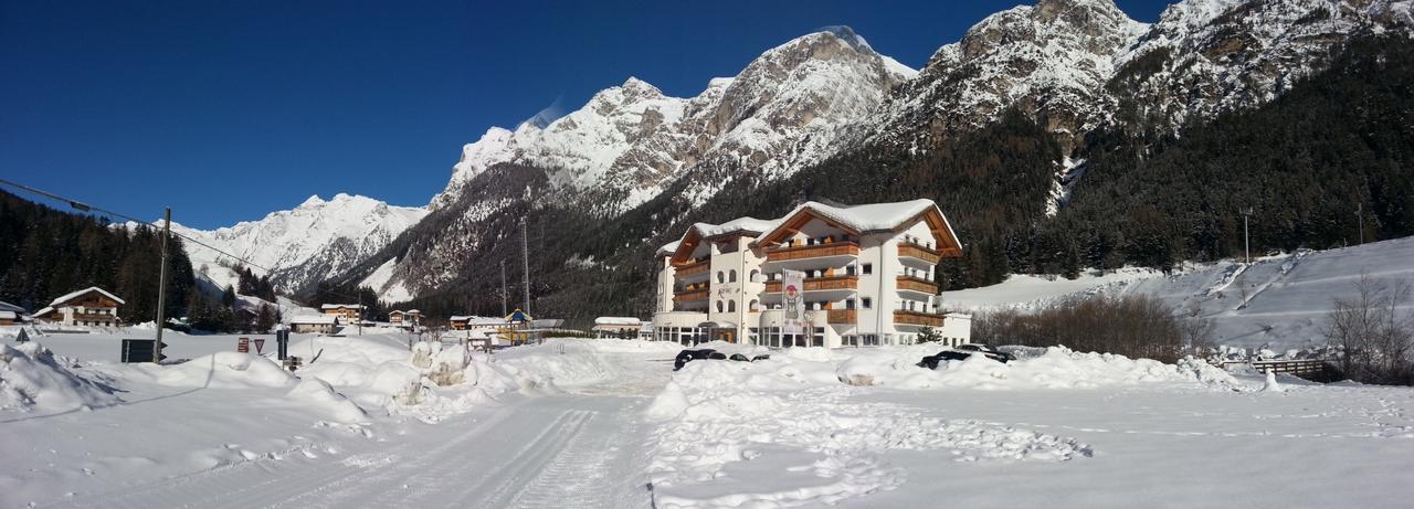 Hotel Alpin كولّي إيساركو المظهر الخارجي الصورة